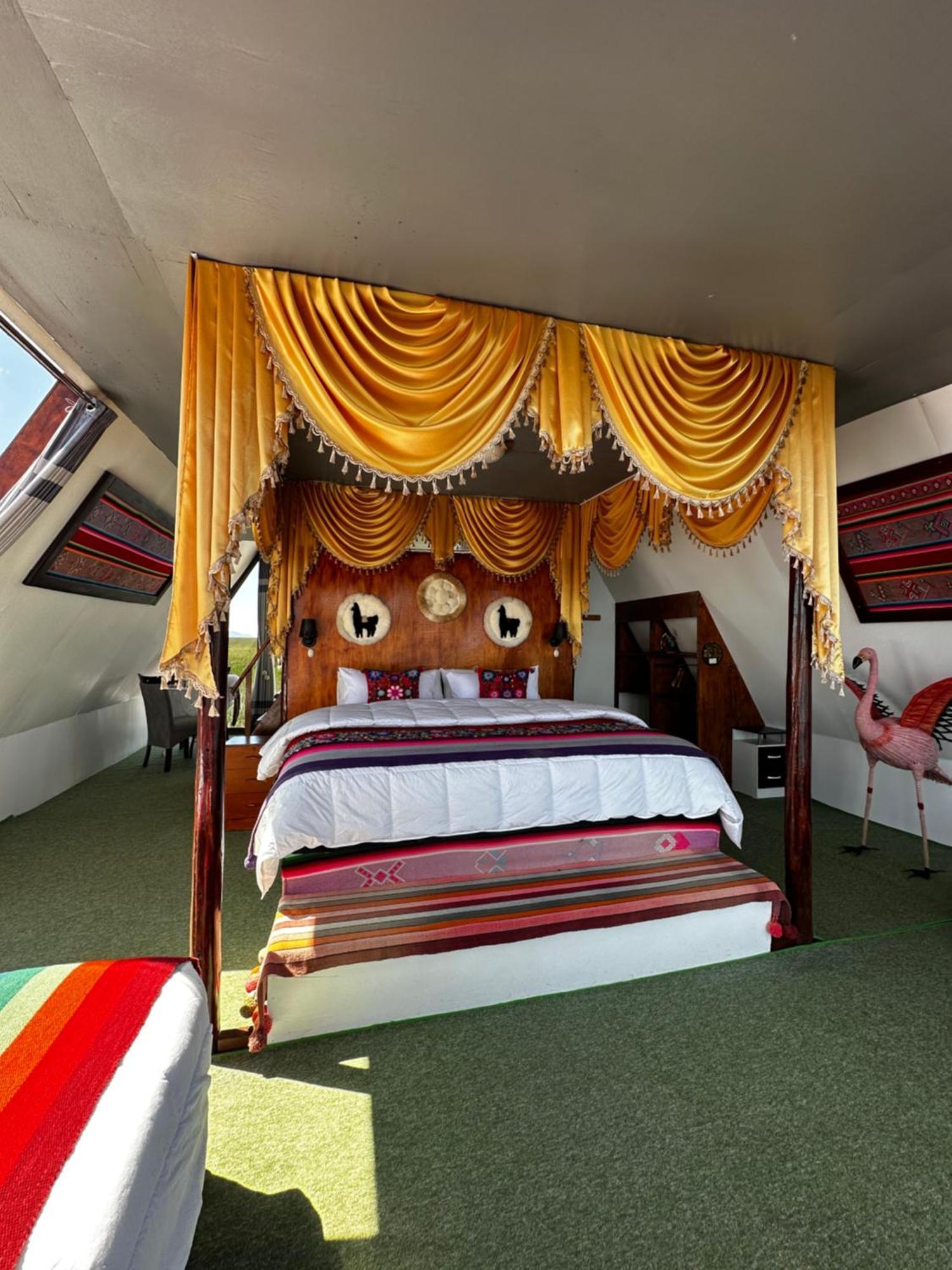 Uros Waliski Lodge Пуно Экстерьер фото