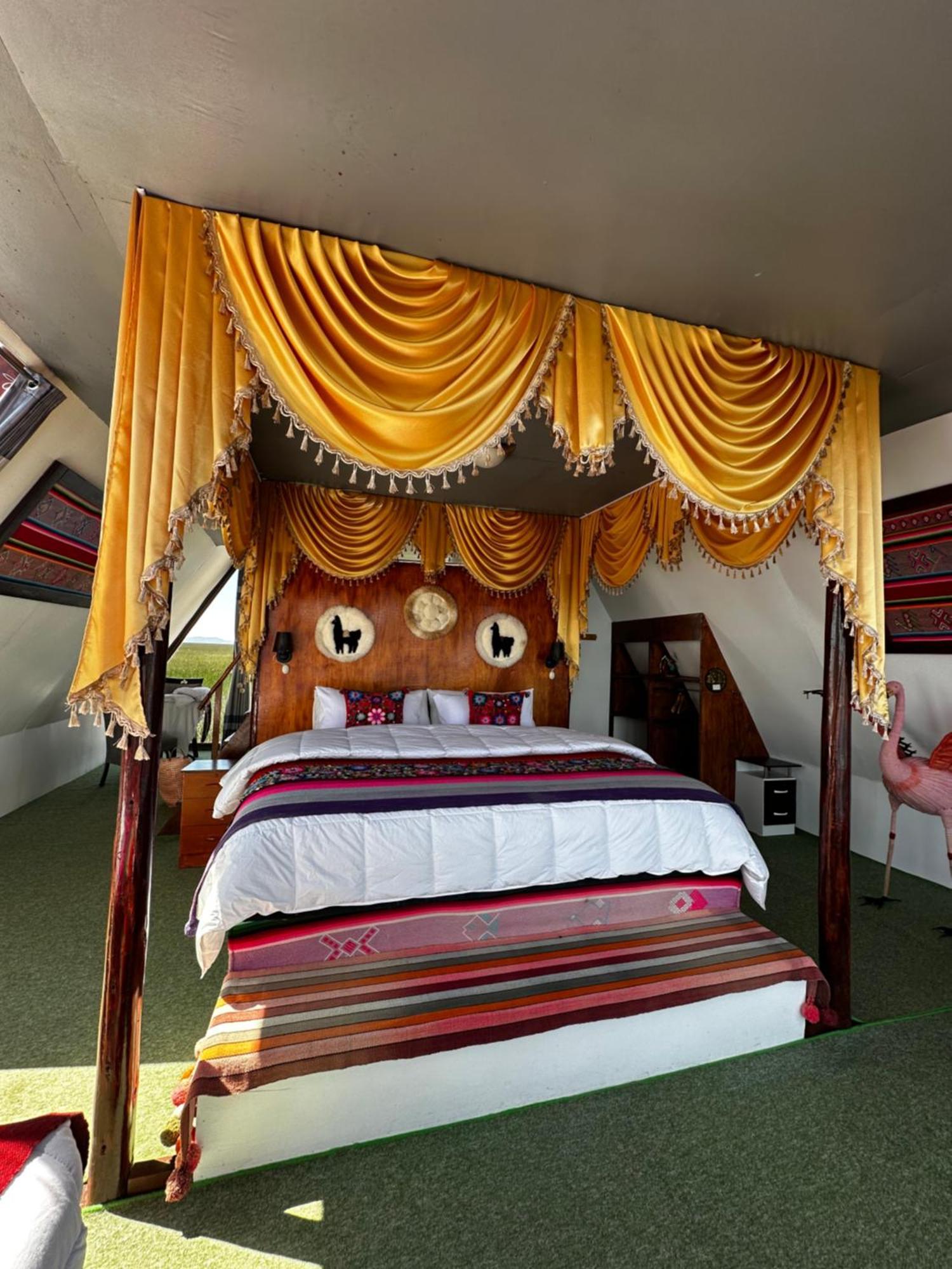 Uros Waliski Lodge Пуно Экстерьер фото