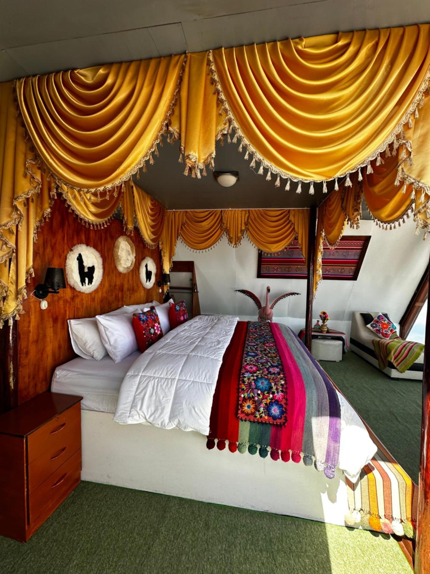 Uros Waliski Lodge Пуно Экстерьер фото
